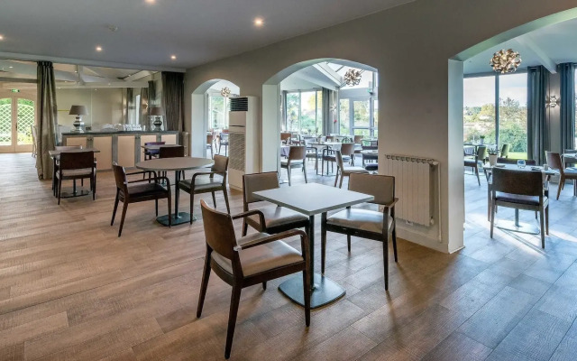 Logis Hôtels- Hôtel et Restaurant Domaine de Fompeyre