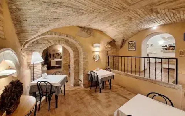 Hotel Lauri