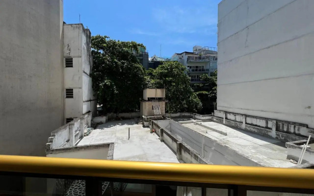 Ipanema Ville Residence by Bull House