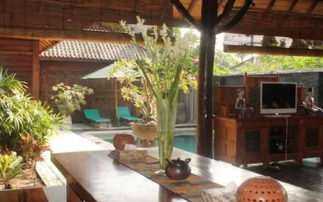 Gili Exotic Villas