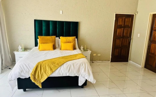 Villa Picasso - 2 Bed Villa