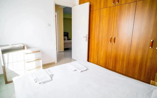 Beautiful Two-Bedroom Apartment near the Sea Sel 6-5