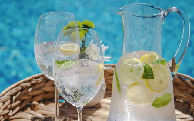 White Canvas Boutique Studios