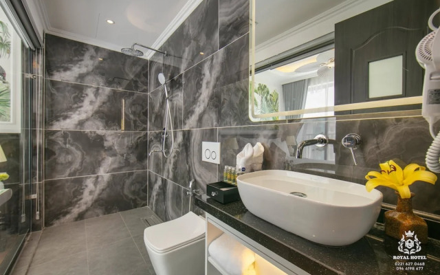 Royal Ocean Park Hotel