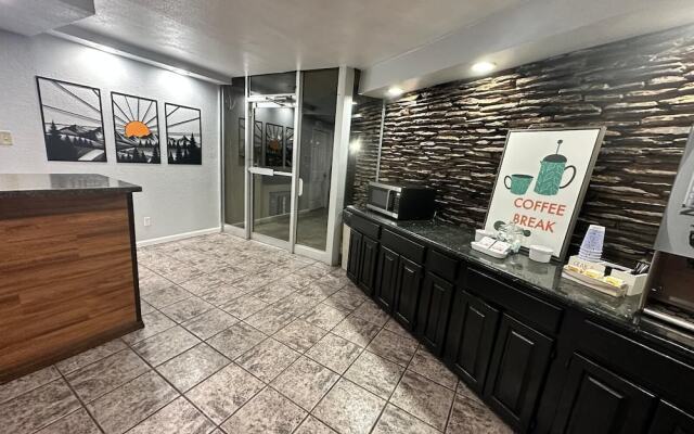 Canyon Inn Motel By OYO Flagstaff Route-66