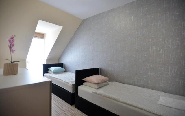 Family Deluxe Apartments