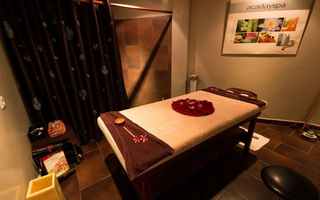 Le Louvre Hôtel & Spa