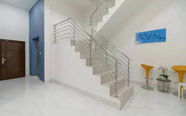 RedDoorz Plus @ Cemara Asri Medan