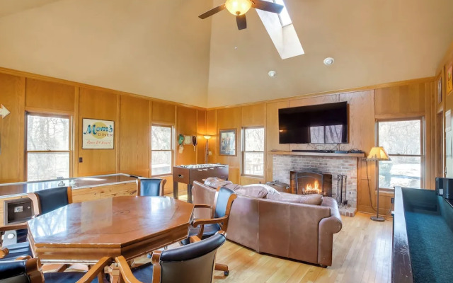 Spacious & Secluded Madison Home Near Dtwn!