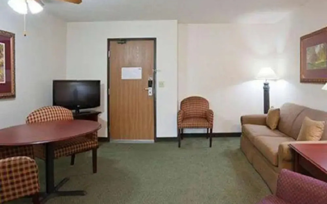 Quality Inn & Suites