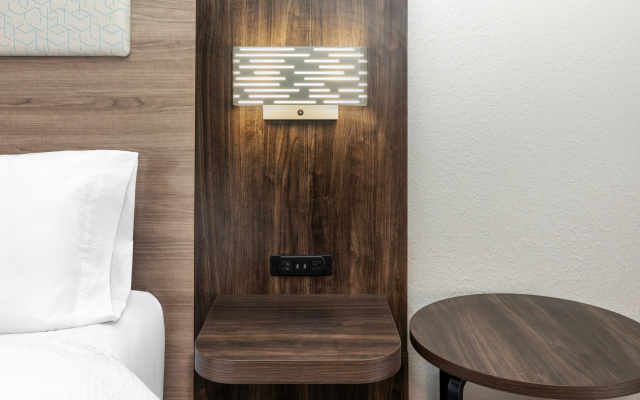 Holiday Inn Express & Suites Vicksburg by IHG