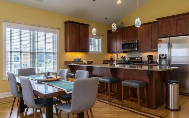 Night Sand by Oak Island Accommodations