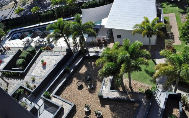 The Bay Apartments