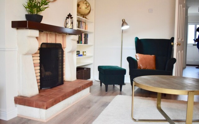 Modern And Renovated 2 Bedroom Flat In Rathmines