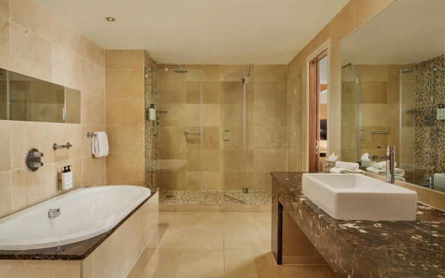 The Gateway Hotel