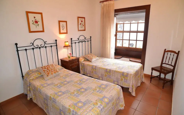 Corral Casita Blanca by Isla Bonita