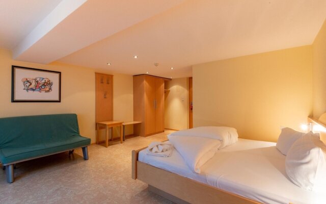 Mountain-view Apartment With Infrared Sauna