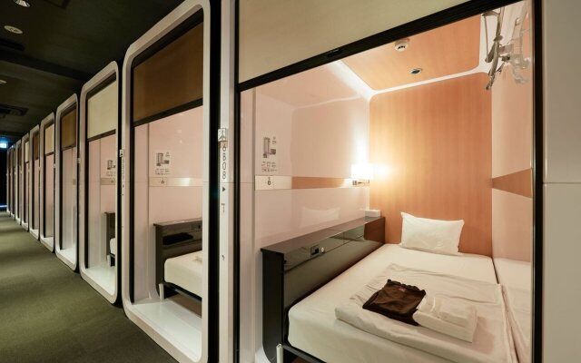 FIRST CABIN Kyoto Kawaramachi Sanjo