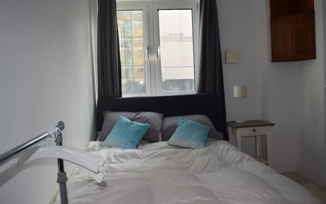 Modern and Homely 2 Bed Flat in Whitechapel
