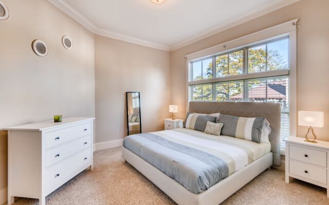 Midtown Luxury Suites by 1stHomeRent