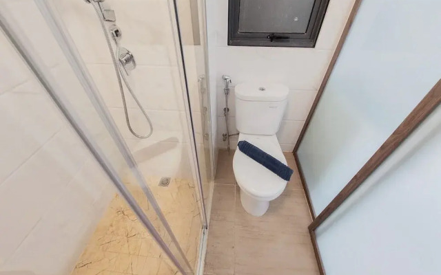 Nice and Elegant 2BR at Sky House BSD Apartment