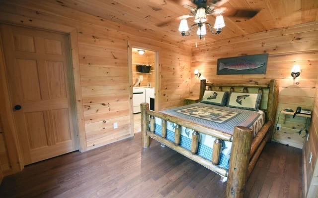 River`s Edge- Ocoee Riverfront