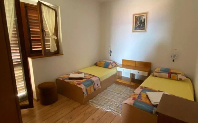 Jakov - Large Terrace - A1