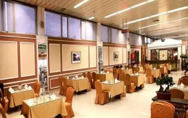 Anyi Hotel (Urumqi Airport)