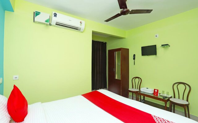 OYO 26496 Hotel Sands Bay