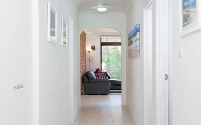Kurranulla, Unit 1/15 Weatherly Close