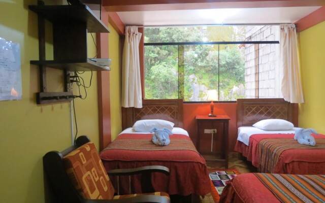 Adelas Hostal