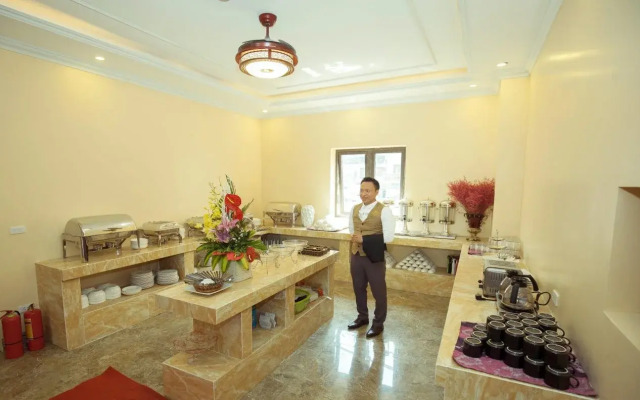 Adam Sapa Hotel