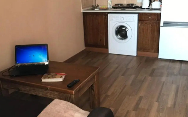 Two-floor apartments and studio 2-х этажные апартаменты и студия в самом центре