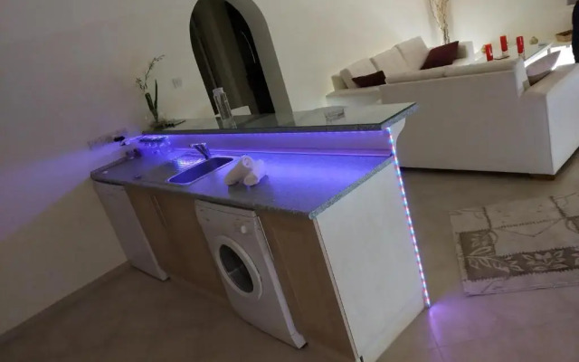 Impeccable 2 bed Penthouse