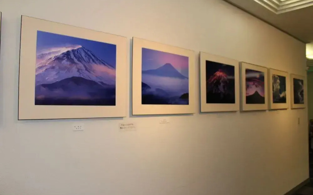 Shoji Mount Hotel