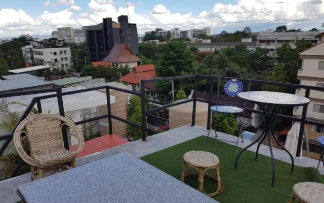 Bakeroom Hostel