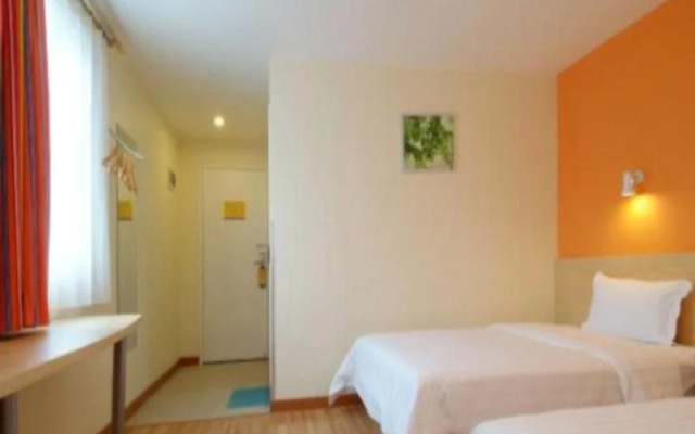 7 Days Inn Baoding Railway Station Branch