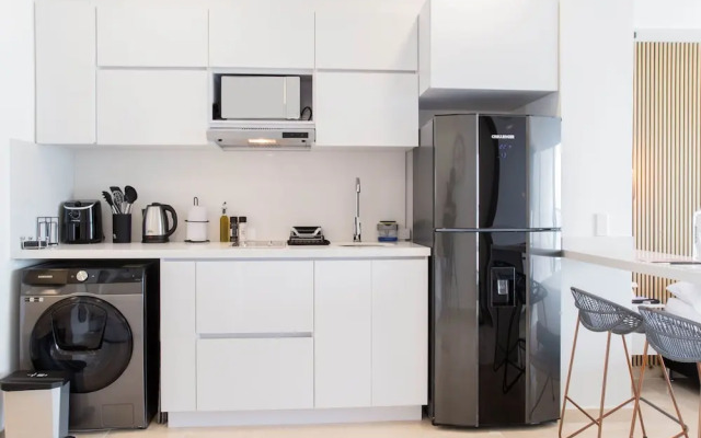 w Lovely Loft With Balcony in Crespo