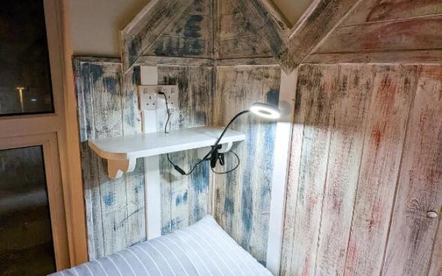 Sunrise View 2 Bed Apartment Sleeps 4 Spa Bath