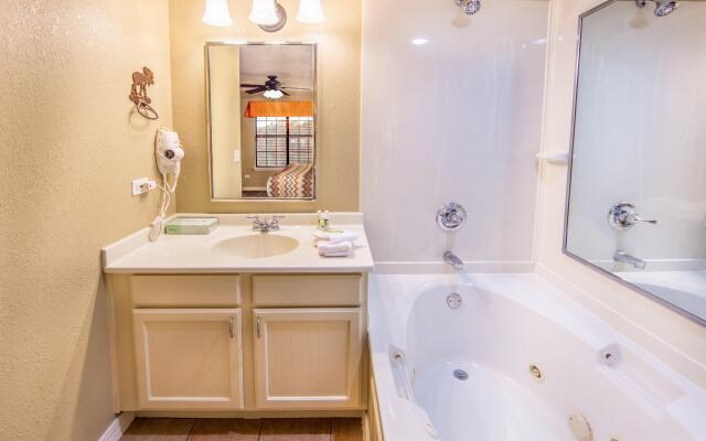 Holiday Inn Club Vacations Fox River Resort at Sheridan by IHG