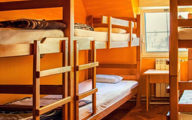 Tunduk hostel