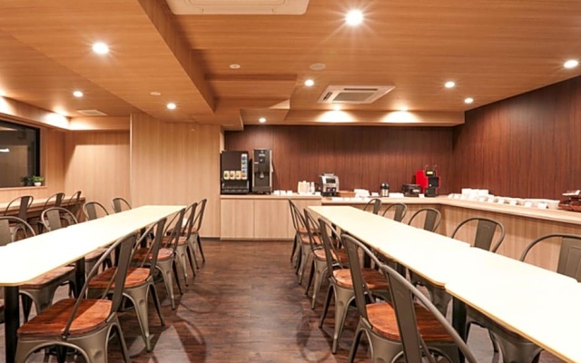 Hotel Livemax Shin Yokohama