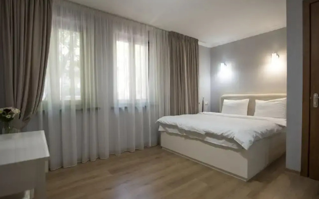 Отель Grand Hotel Luna