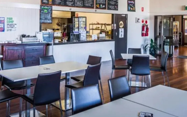 Diggers Tavern Hotel