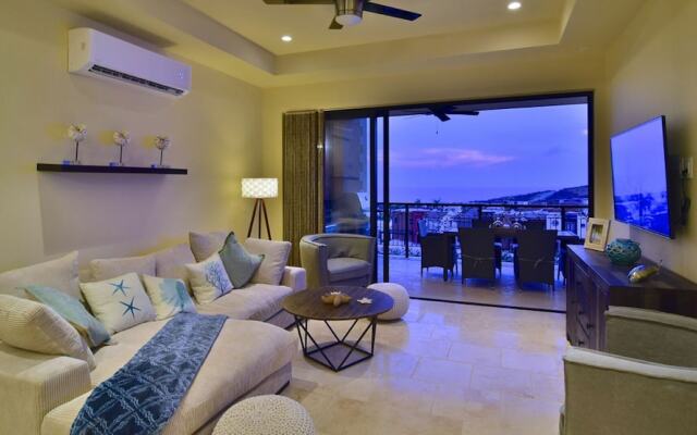 Beautiful Holiday Condo in a Prime Location in Cabo San Lucas 1025