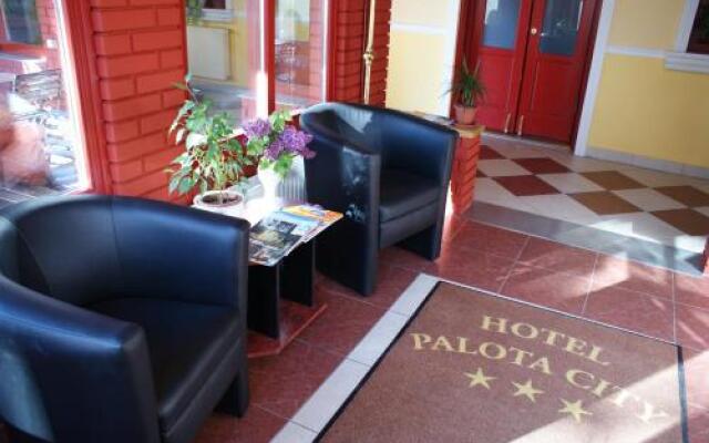 Hotel Palota City