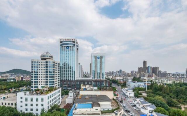 Ma'anshan Yueyu Lake View Hotel (Cuilin Water City Huafei Road)