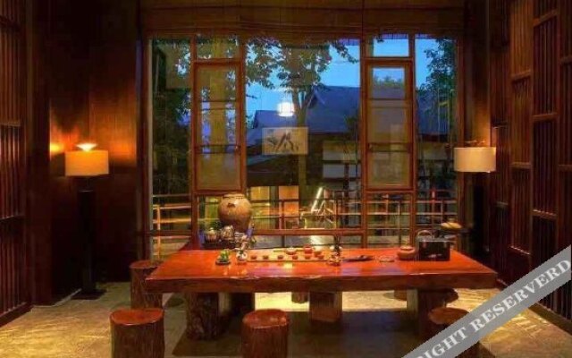 Emeishan Wannian Xueyafang Villa