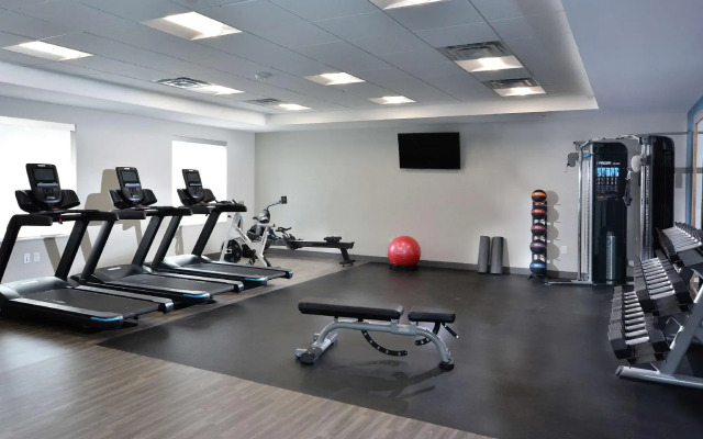 Hampton Inn & Suites by HIlton Charlotte North I 485