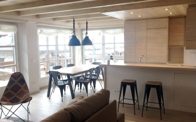 Val de Ruda Luxe 52 by FeelFree Rentals